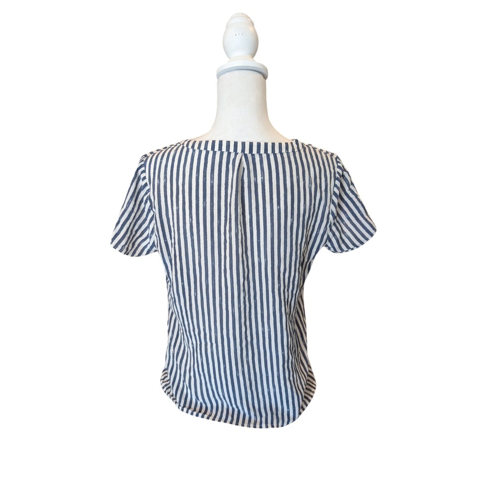 Banana Republic 100% Silk Blouse Striped  Navy White Gold Button Shoulder 10P - Picture 5 of 8